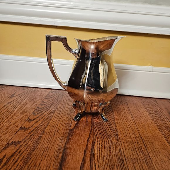 Silver pitcher - Picture 1 of 2